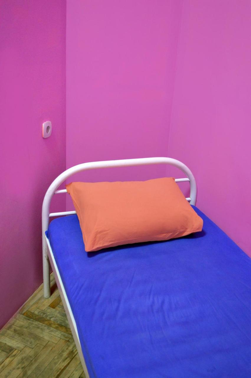 Hostel Kreschatik Kiev Bagian luar foto